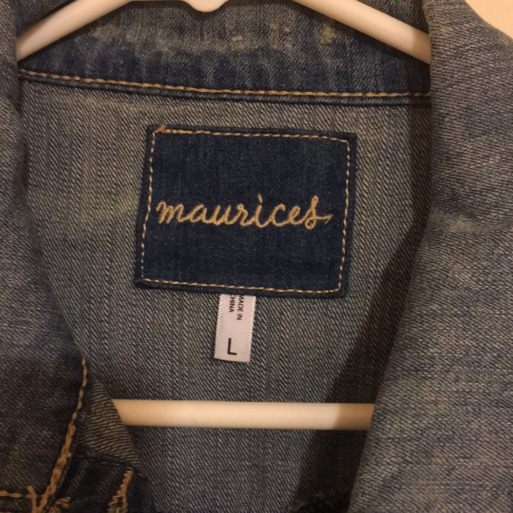 Maurice’s denouncing jacket - Picture 2 of 4